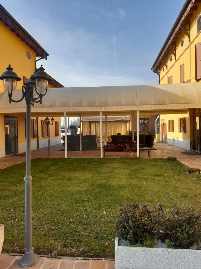 Corte Degli Estensi Formigine Εξωτερικό φωτογραφία